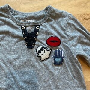 Butter long sleeve gray soft shirt with patches S/7